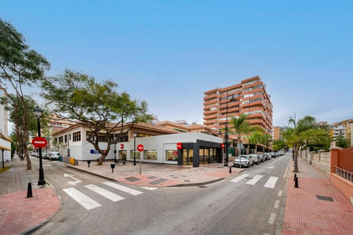 Inversión Segura: Local Comercial en Fuengirola con una Rentabilidad Garantizada del 4.5% photo 0