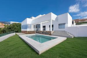 Exclusiva Villa de Obra Nueva en el Corazón del Mercado Luxury photo 0