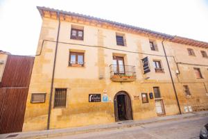 🏡 Casa rural con rentabilidad activa del 5% – Inversión segura en zona turística consolidada (Siétamo, Huesca) photo 0