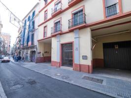 Tres dormitorios más garaje en el centro histórico de Málaga photo 0