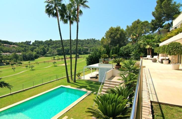 Maravillosa villa situada en la exclusiva zona alta de Son Vida photo 0
