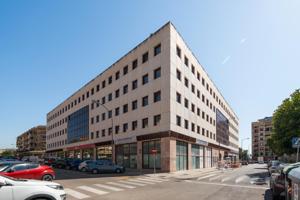 ¡Oportunidad única! Vivienda a estrenar con diseño moderno y plaza de aparcamiento photo 0
