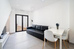 SE ALQUILA EDIFICIO COMPLETO EN PALMA – AVENIDA GENERAL RIERA photo 0