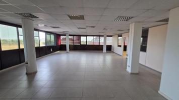 OFICINA EN ALQUILER – POLÍGONO SON CASTELLÓ photo 0