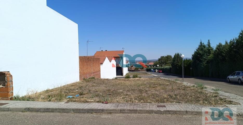Terreno Urbanizable En venta en Urbanización El Álamo, Alburquerque photo 0
