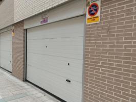 Se vende Garaje Almacen independiente en Barbastro photo 0
