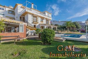 ESPECTACULAR VILLA CON PRECIOSAS VISTAS AL MAR EN TORREMUELLE photo 0