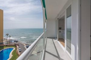 Piso En venta en Calahonda, Mijas photo 0