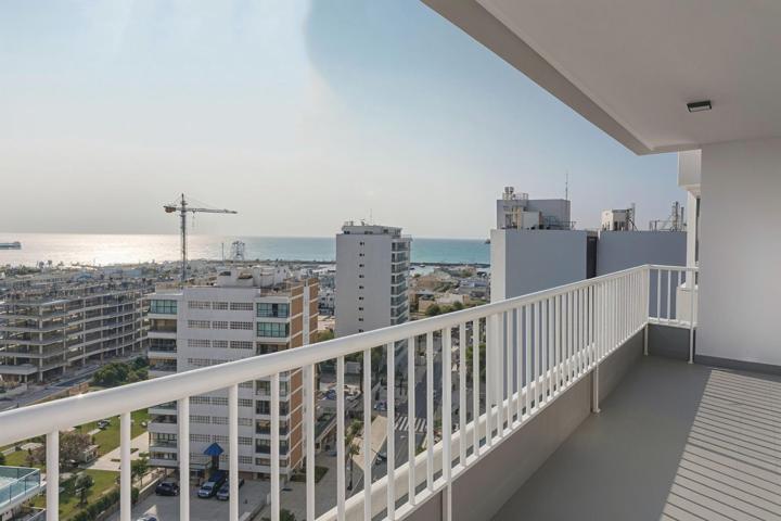 Piso En venta en Benalmádena Costa, Benalmádena photo 0