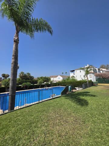 Piso En venta en Nueva Atalaya, Estepona photo 0