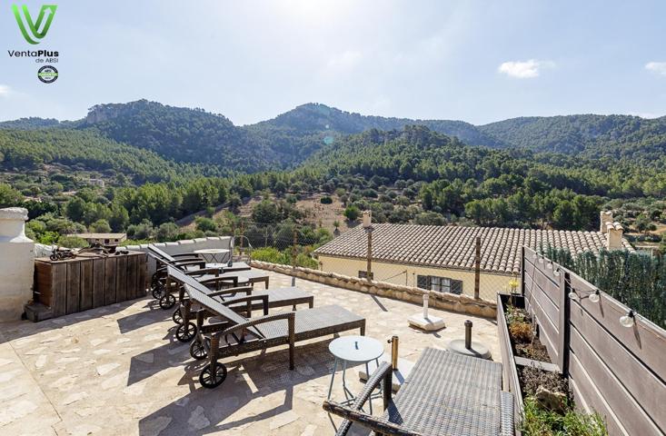 Casa de 4 habitaciones con impresionantes vistas a la Sierra de la Tramuntana photo 0