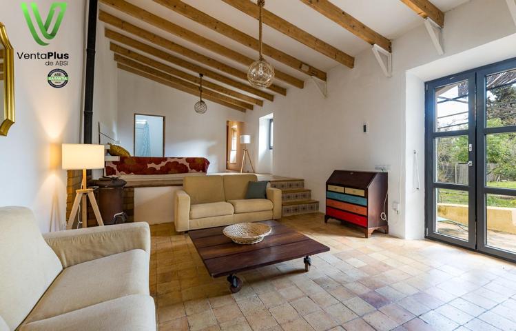 Tu refugio de ensueño: finca rústica con dos viviendas, piscinas y a un paso de Palma. photo 0