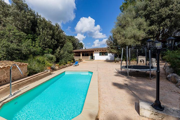 Peculiar propiedad rústica con dos viviendas photo 0