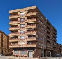 EXCELENTE PISO DE 4 HABITACIONES EN ALMENAR CON PLAZA DE PARQUING Y TRASTERO photo 0