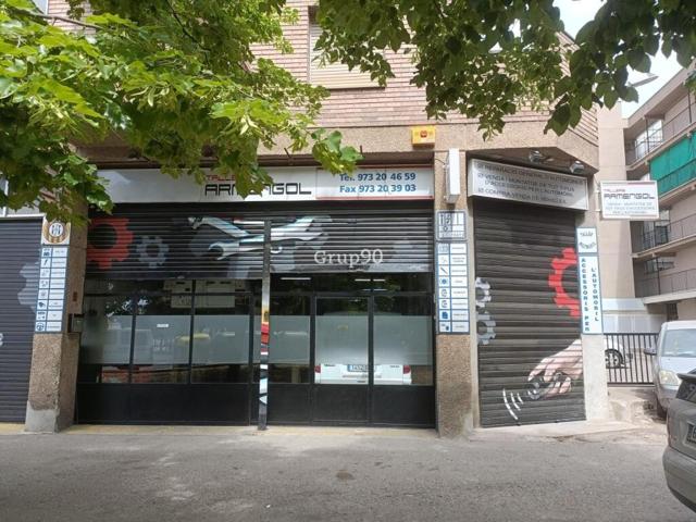 AMPLIO LOCAL COMERCIAL A PIE DE CALLE EN DRA CASTELLS photo 0