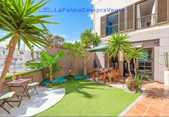 Adosada en Venta en Medano, El Santa Cruz de Tenerife photo 0