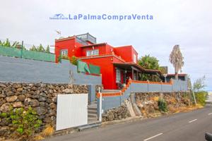 Casa-Chalet en Venta en Tijarafe Santa Cruz de Tenerife photo 0