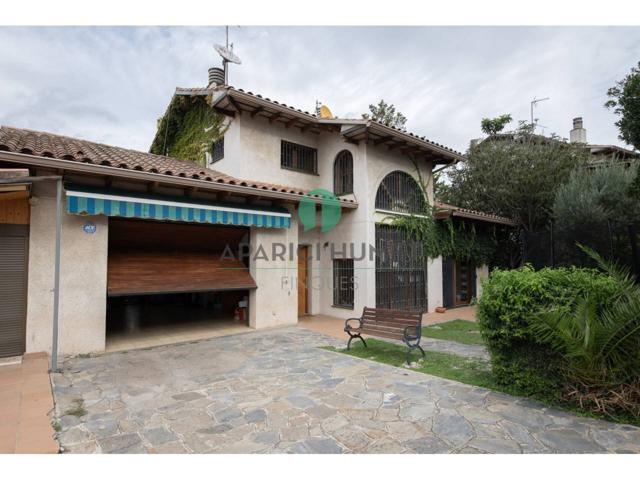 Venta de casa en Sant Cugat del Vallès photo 0