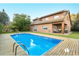 Venta de chalet en Sant Cugat del Vallès photo 0
