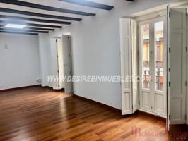 Piso En alquiler en Ciutat Vella, Valencia photo 0