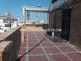 Oficina En alquiler en Ciutat Vella, Valencia photo 0