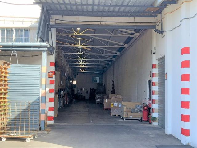 NAVE INDUSTRIAL ROTOVA PARCELA 5.700 m2 y NAVE DE 2.500 m2 photo 0