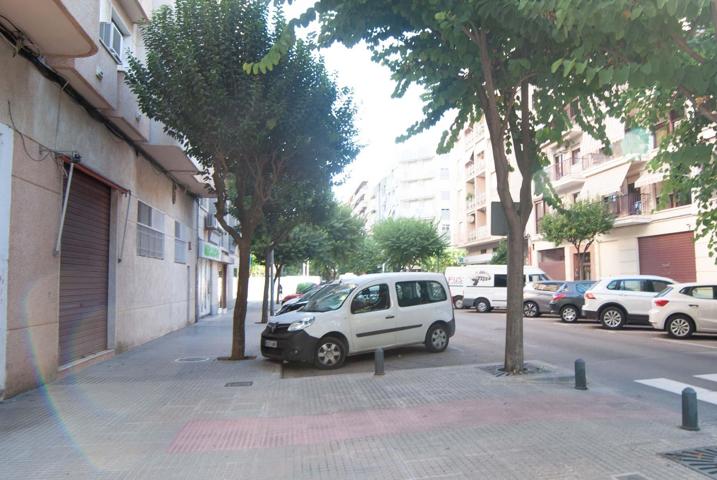 LOCAL EN GANDIA SITUADO EN ZONA JUZGADOS photo 0