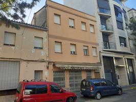 EDIFICIO EN VENTA SITUADO EN EL CENTRO DE LA POBLACIÓN photo 0