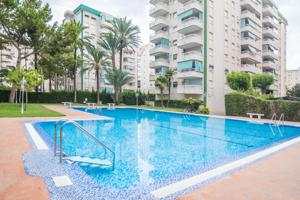 Amplio Apartamento con Piscina y Acceso a Playa en Gandia photo 0