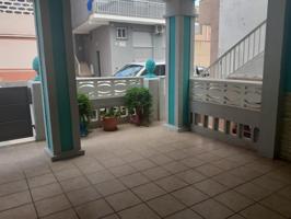 Casita en Playa de Bellreguard, con acceso a dos calles photo 0