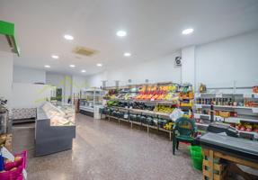 Ref. 04307.- Local comercial en Llíria, zona centro. photo 0
