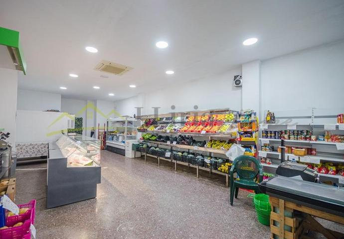 Ref. 04307.- Local comercial en Llíria, zona centro. photo 0