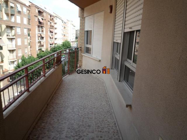 PISO EN VENTA EN ONTINYENT - UBICADO EN AMPLIA AVENIDA photo 0