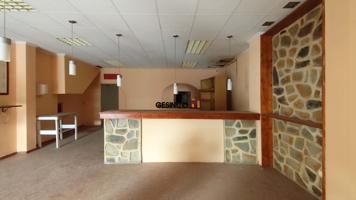 LOCAL COMERCIAL EN VENTA O EN ALQUILER EN ONTINYENT photo 0