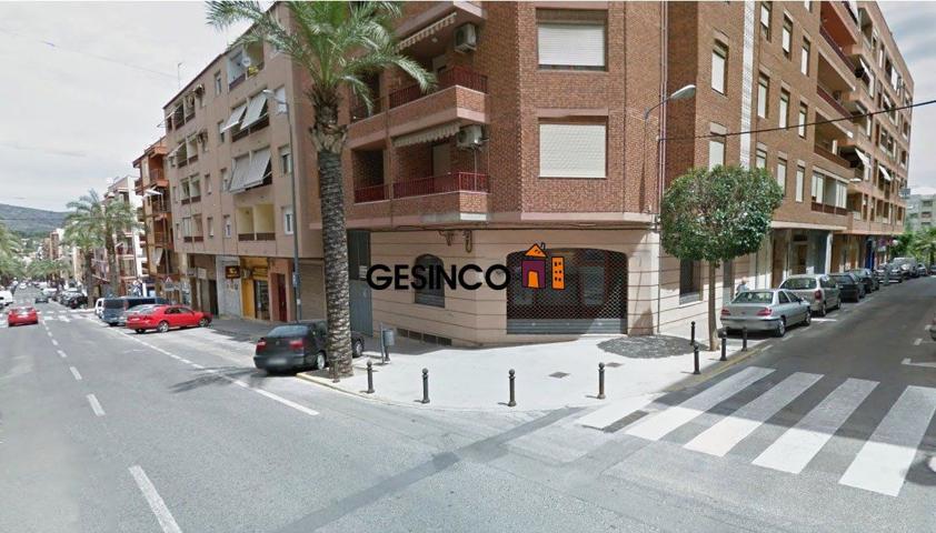 LOCAL COMERCIAL EN ALQUILER - CHAFLÁN EN LA PRINCIPAL AVENIDA photo 0