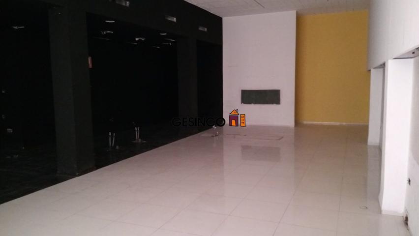 LOCAL COMERCIAL EN VENTA O ALQUILER EN EL PARQUE VTE. ANDRES ESTELLES photo 0