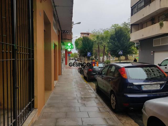 LOCAL COMERCIAL EN VENTA JUNTO A ZONA VERDE photo 0