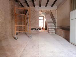 CASA MUY CÉNTRICA PARA REFORMAR EN ONTINYENT photo 0