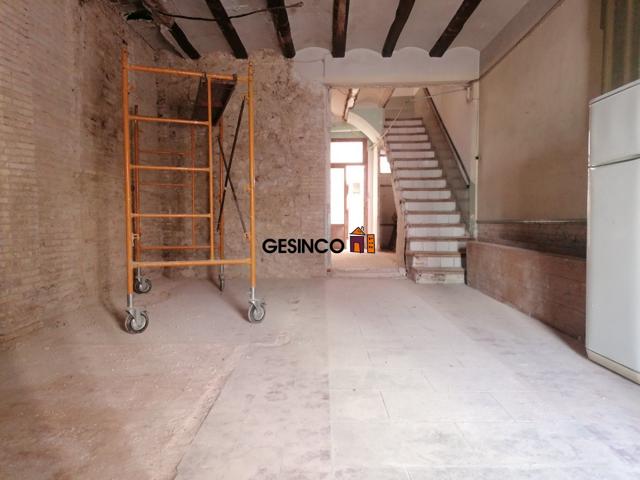 CASA MUY CÉNTRICA PARA REFORMAR EN ONTINYENT photo 0