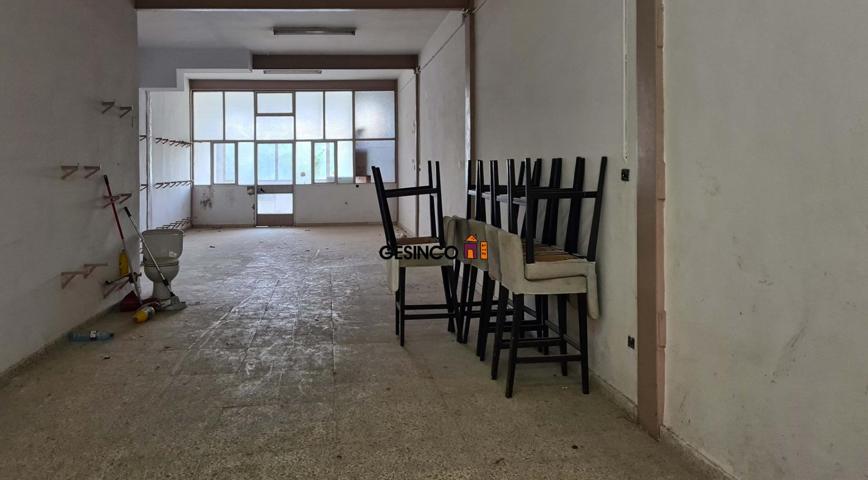 LOCAL COMERCIAL EN VENTA O ALQUILER EN EL BARRIO DEL LLOMBO DE ONTINYENT photo 0