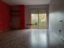 PISO EN VENTA EN ONTINYENT - BUENA UBICACIÓN photo 0