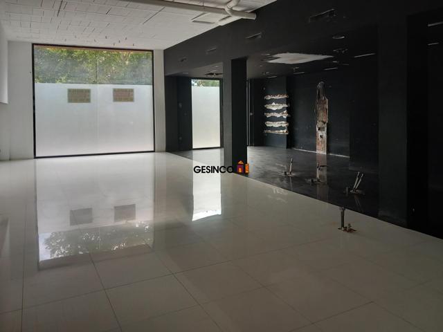 LOCAL COMERCIAL CON SALIDA DE HUMOS EN ALQUILER Y VENTA photo 0