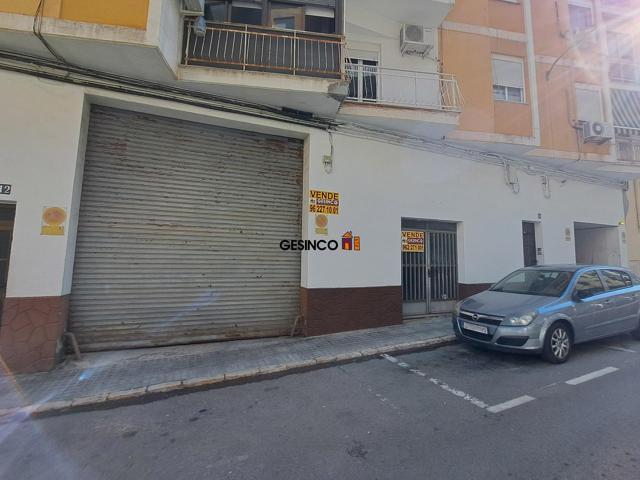 LOCAL COMERCIAL CON ALTILLO EN VENTA photo 0