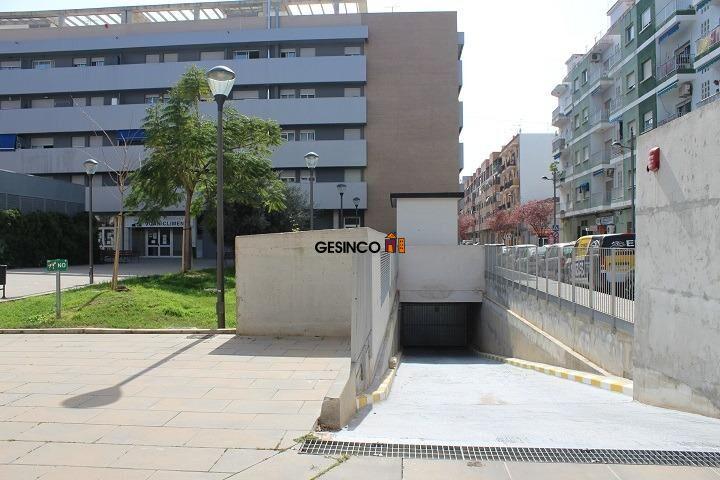 Plaza de parking en zona centro de Gandía photo 0
