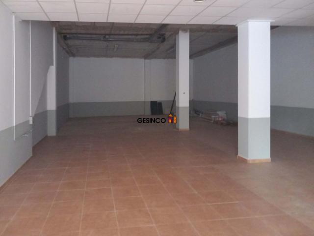 LOCAL COMERCIAL EN VENTA O ALQUILER EN ONTINYENT - ZONA SANT JOSEP photo 0