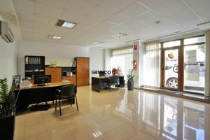LOCAL TOTALMENTE ACONDICIONADO EN ALQUILER EN ONTINYENT photo 0