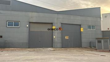 NAVE INDUSTRIAL EN VENTA Y ALQUILER EN MANUEL photo 0