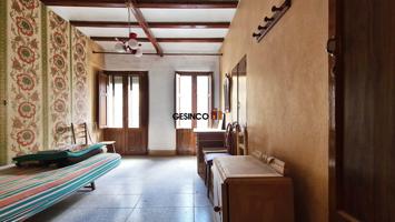 PISO DÚPLEX PARA REFORMAR EN VENTA EN BOCAIRENT photo 0