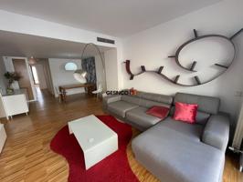 EXCELENTE PISO EN ALQUILER CON TERRAZA photo 0