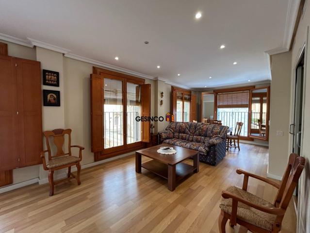 EXCLUSIVA VIVIENDA EN PLENO CORAZÓN HISTÓRICO DE VALENCIA photo 0